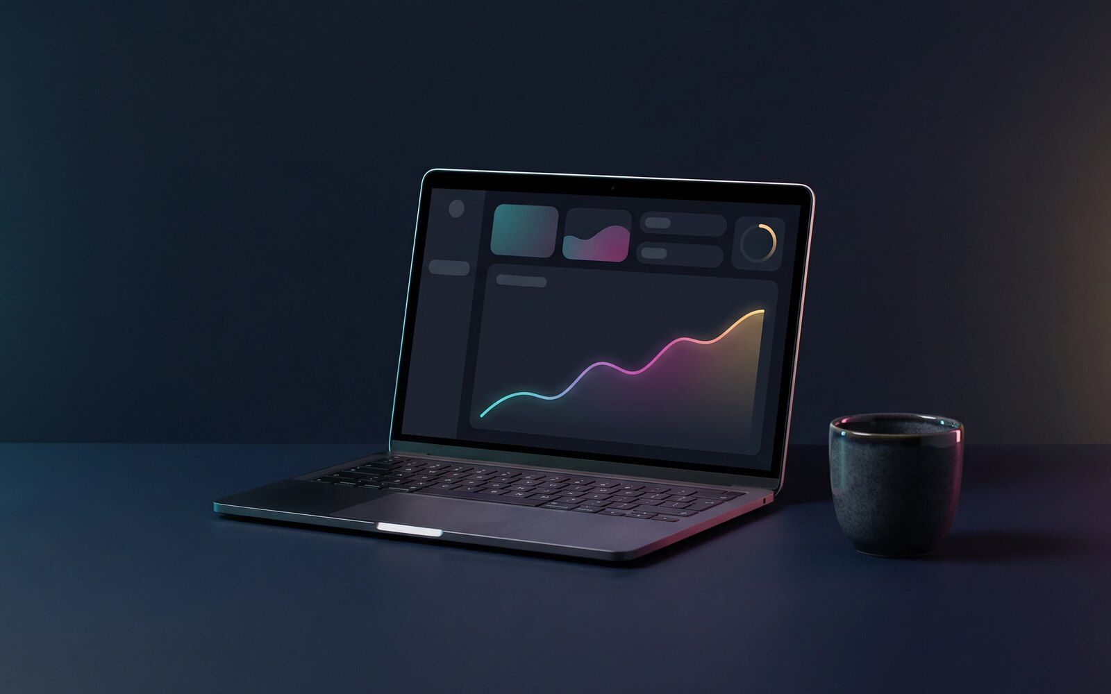 Laptop mit einer steigenden Kurve in einem Dashboard